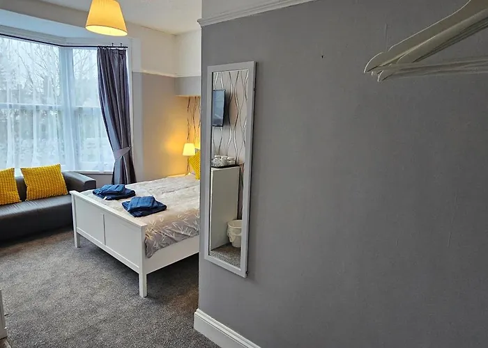 The Roslyn Guest House